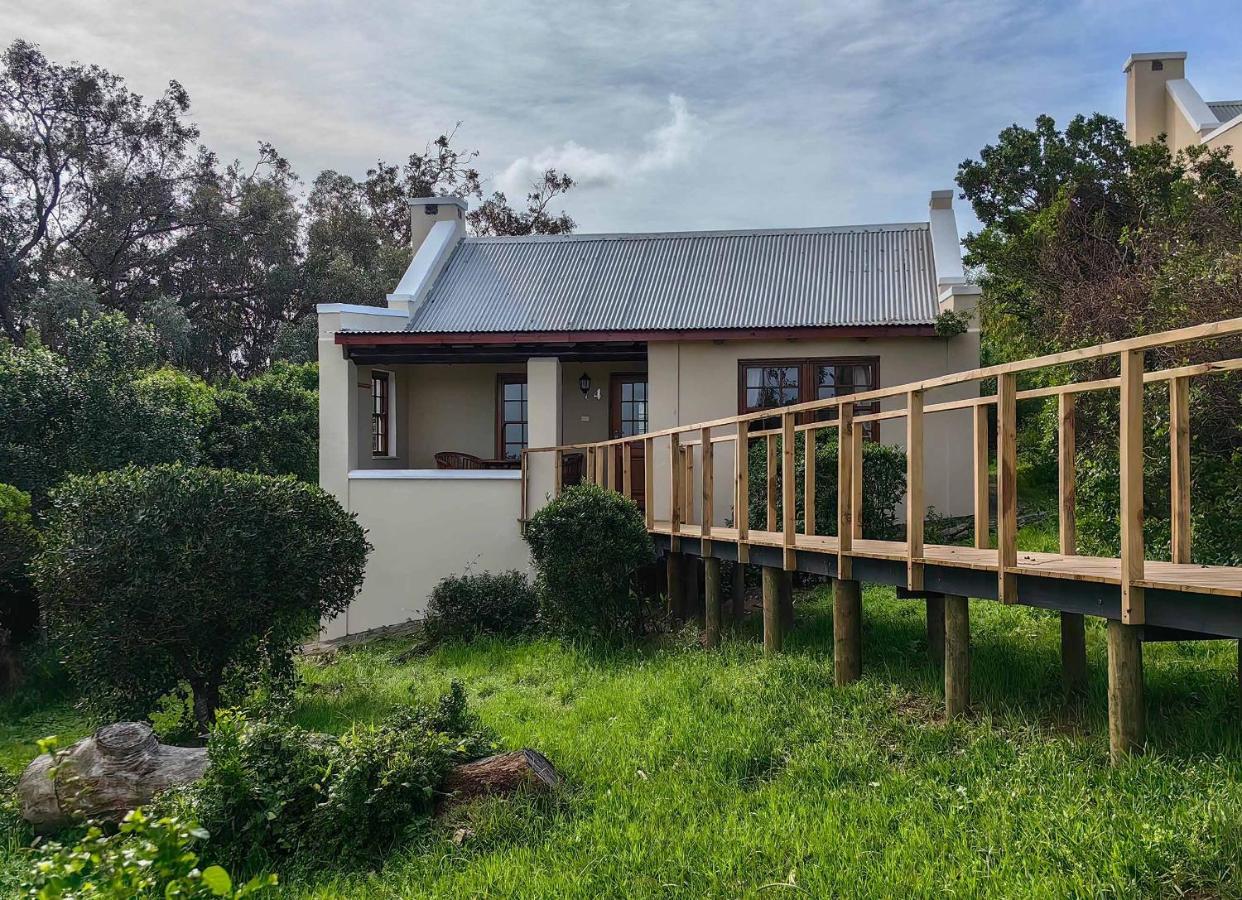 Oyster Bay Lodge Экстерьер фото